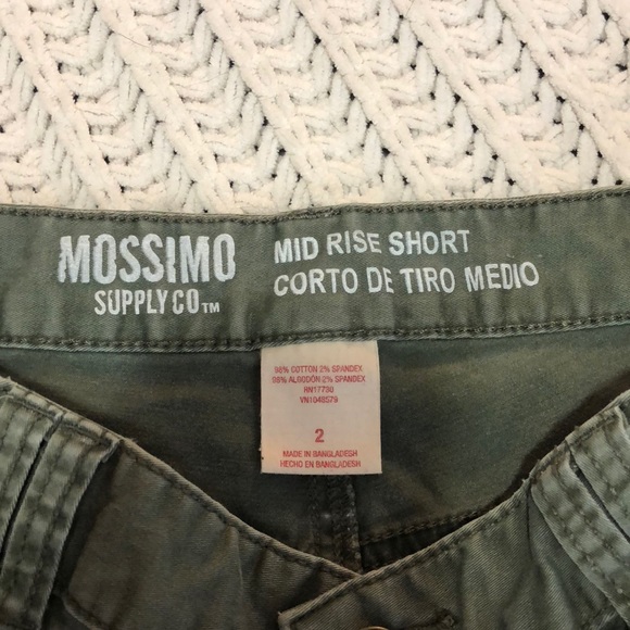Mossimo Mid Rise Shorts - Picture 3 of 3